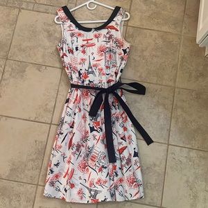 A-like cotton Parisian-print midi dress